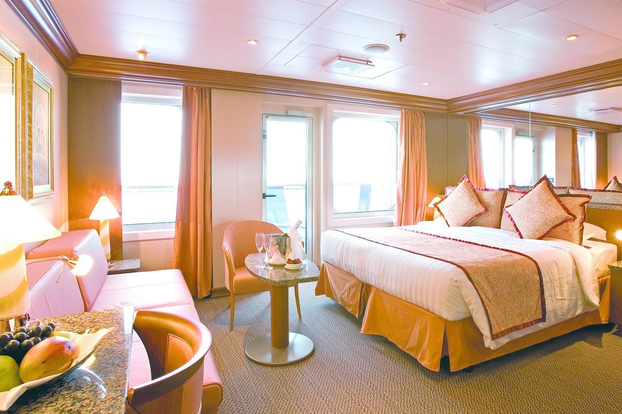 Philippines + Japan + Taiwan , Cruise